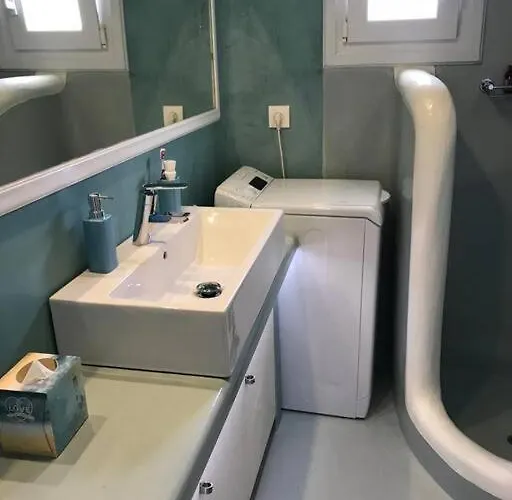 Costa Ilios 2 Bedroom Flat * オルノス